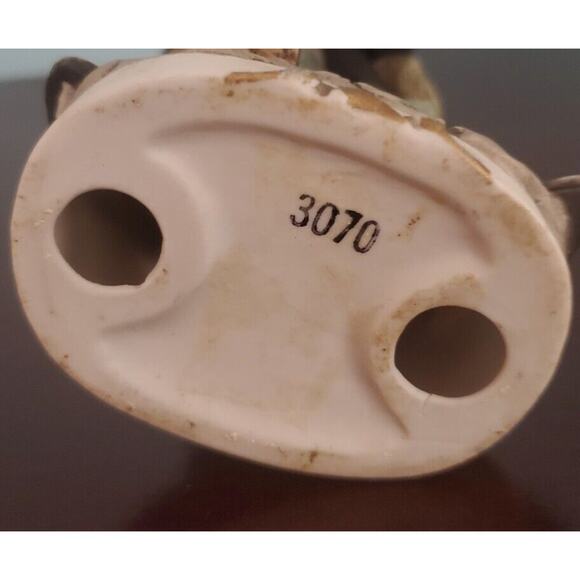 Vintage Old Man Figurine With Pipe Leaning Against Stump - Picture 6 of 8